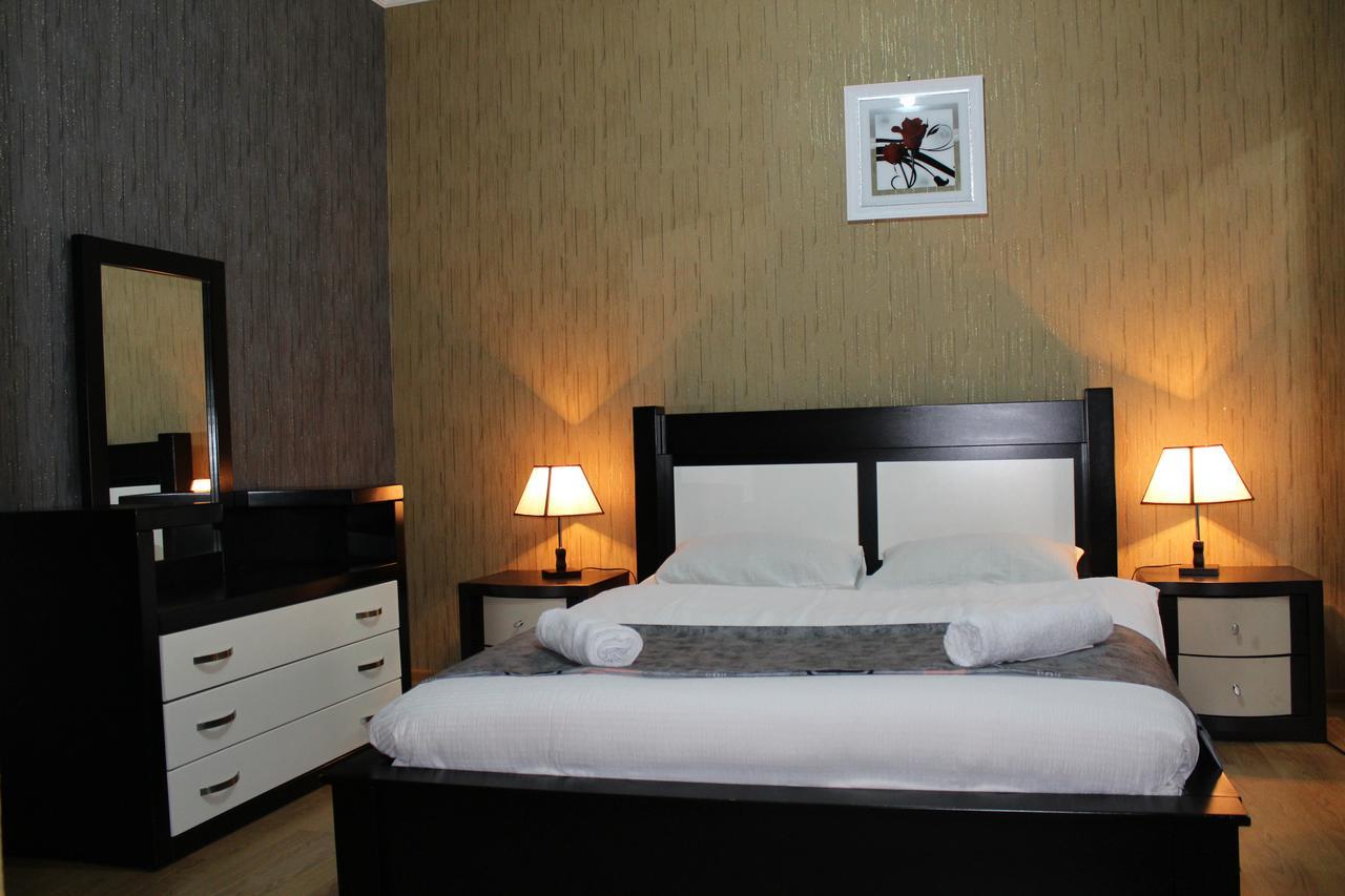 Hotel Elegant Tbilisi Buitenkant foto