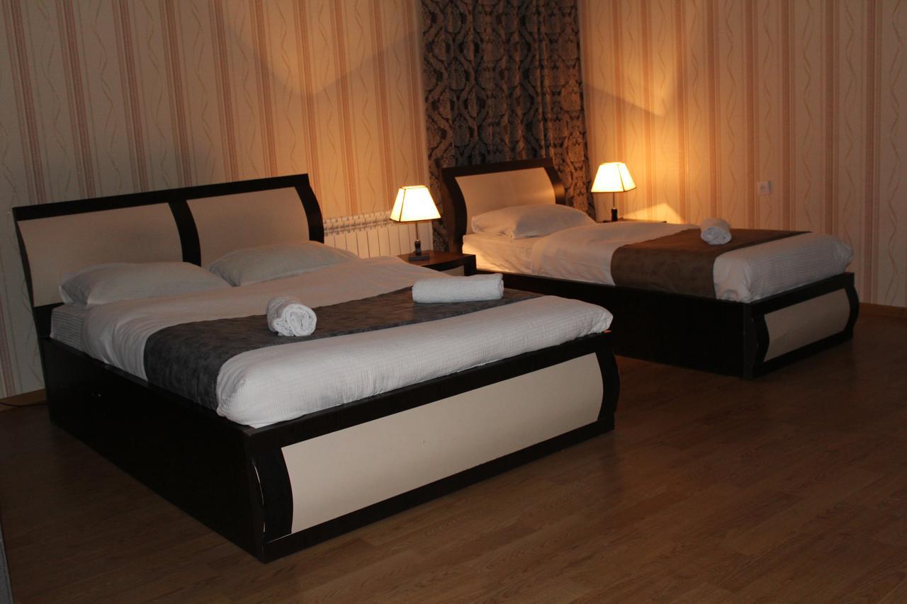 Hotel Elegant Tbilisi Buitenkant foto