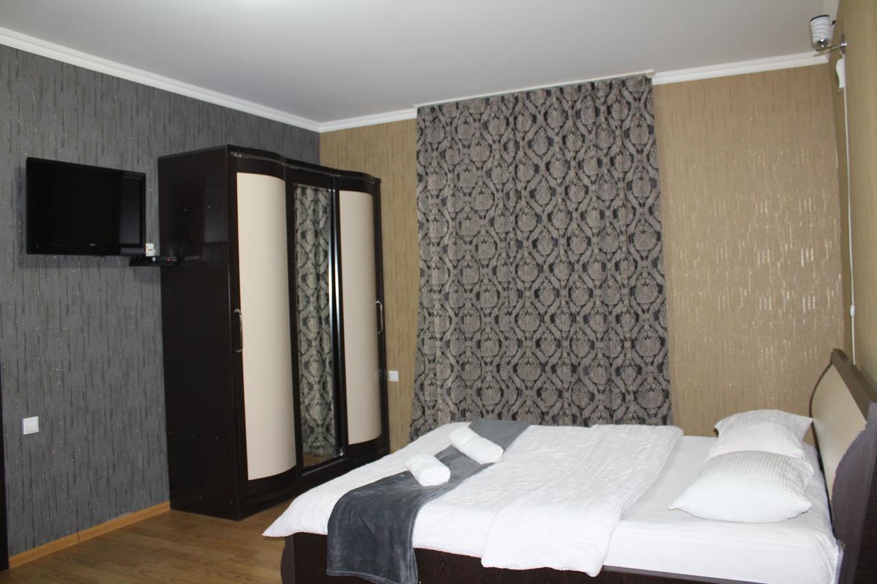 Hotel Elegant Tbilisi Buitenkant foto